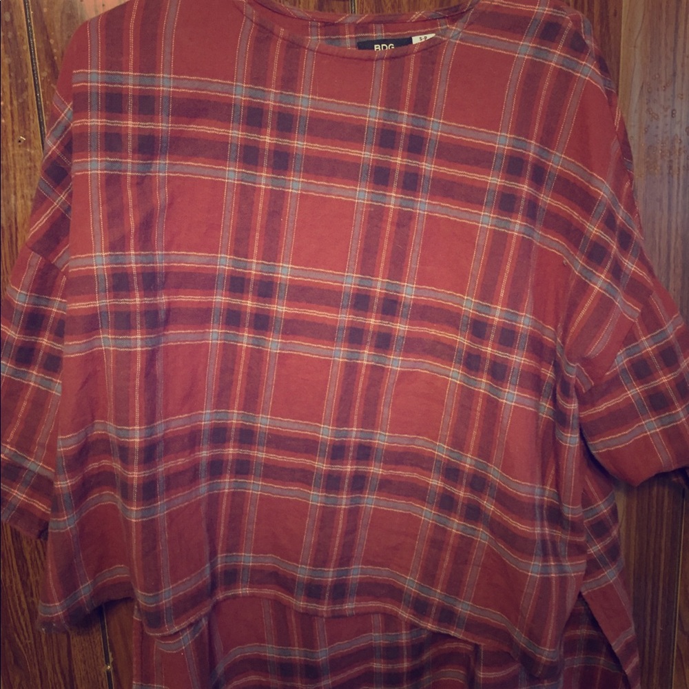 Super stylish plaid high-low shirt